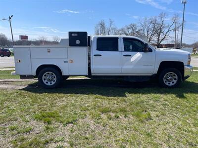 2017 Chevrolet Silverado 2500HD Work Truck   - Photo 5 - Rushville, IN 46173