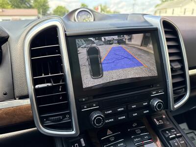 2017 Porsche Cayenne S E-Hybrid   - Photo 14 - Rushville, IN 46173