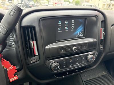 2017 Chevrolet Silverado 1500 Custom   - Photo 11 - Rushville, IN 46173