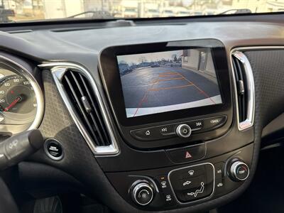 2016 Chevrolet Malibu LT   - Photo 9 - Rushville, IN 46173