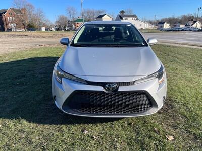 2022 Toyota Corolla LE   - Photo 3 - Rushville, IN 46173