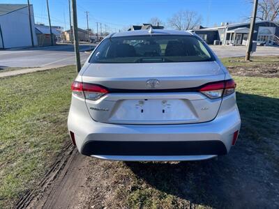 2022 Toyota Corolla LE   - Photo 7 - Rushville, IN 46173