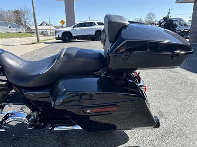2019 Harley-Davidson Road Glide FLTRX   - Photo 16 - Rushville, IN 46173