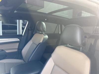 2022 Volkswagen Atlas Cross Sport V6 SE 4Motion   - Photo 10 - Rushville, IN 46173