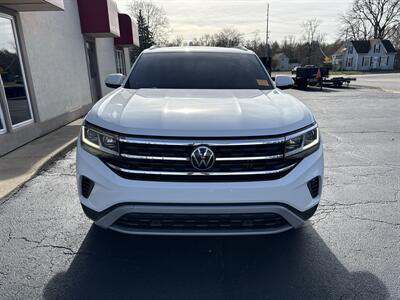 2022 Volkswagen Atlas Cross Sport V6 SE 4Motion   - Photo 3 - Rushville, IN 46173