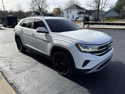 2022 Volkswagen Atlas Cross Sport V6 SE 4Motion   - Photo 4 - Rushville, IN 46173