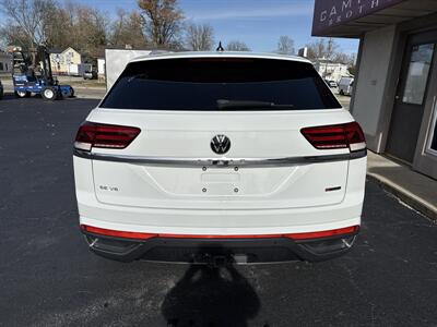 2022 Volkswagen Atlas Cross Sport V6 SE 4Motion   - Photo 6 - Rushville, IN 46173