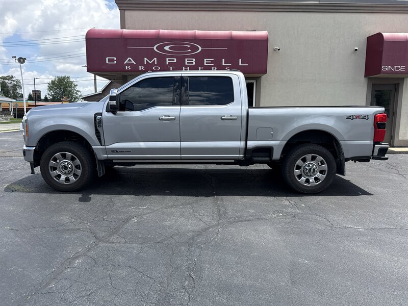 2023 Ford F-350 Lariat 4x4 Crew Cab 6-3/4 Box SRW's photo