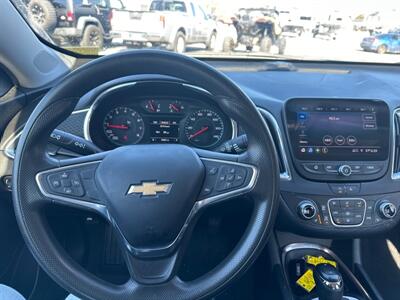 2020 Chevrolet Malibu LT   - Photo 14 - Rushville, IN 46173