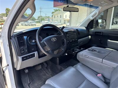 2010 Toyota Tundra Grade   - Photo 11 - Rushville, IN 46173