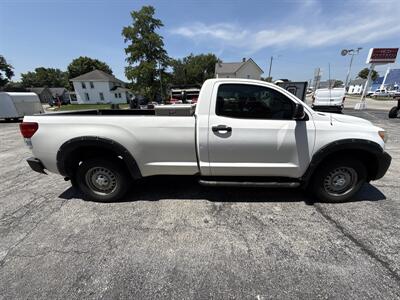 2010 Toyota Tundra Grade   - Photo 5 - Rushville, IN 46173