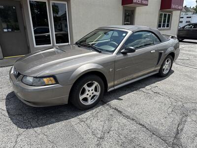 2002 Ford Mustang Deluxe   - Photo 2 - Rushville, IN 46173