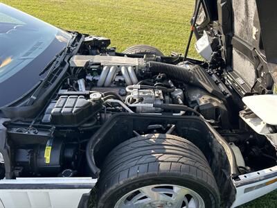 1990 Chevrolet Corvette - Photo 5 - Rushville, IN 46173