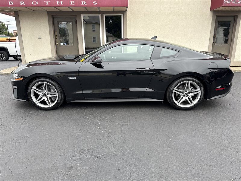 2021 Ford Mustang EcoBoost - Photo 1 - Rushville, IN 46173