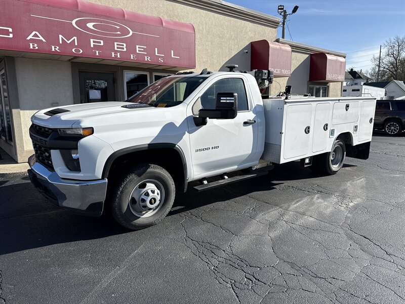 2022 Chevrolet Silverado 3500HD Work Truck photo 2