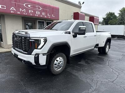 2024 GMC Sierra 3500 Denali Ultimate   - Photo 2 - Rushville, IN 46173