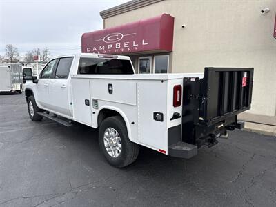 2021 Chevrolet Silverado 3500HD CC LT - Photo 7 - Rushville, IN 46173