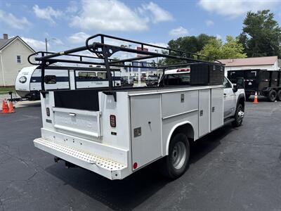 2022 GMC Sierra 3500HD CC Pro   - Photo 5 - Rushville, IN 46173
