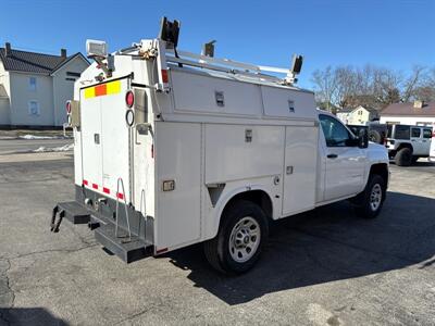 2015 Chevrolet Silverado 3500HD CC Work Truck   - Photo 6 - Rushville, IN 46173