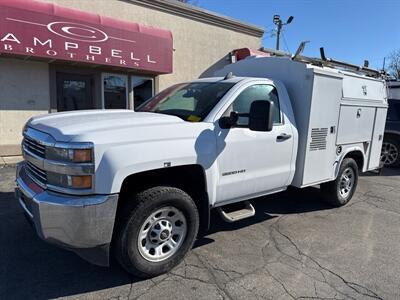 2015 Chevrolet Silverado 3500HD CC Work Truck   - Photo 2 - Rushville, IN 46173