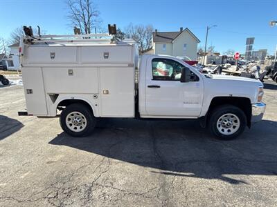 2015 Chevrolet Silverado 3500HD CC Work Truck   - Photo 5 - Rushville, IN 46173