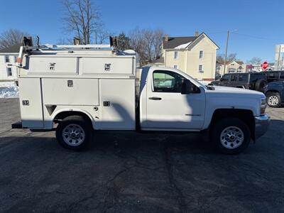 2015 Chevrolet Silverado 3500HD CC Work Truck   - Photo 5 - Rushville, IN 46173