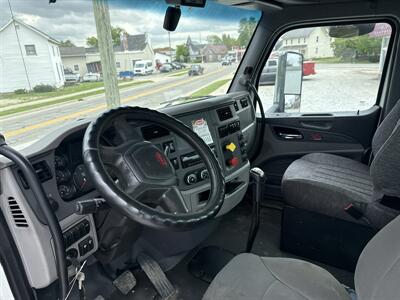 2017 Peterbilt 579 - Photo 11 - Rushville, IN 46173