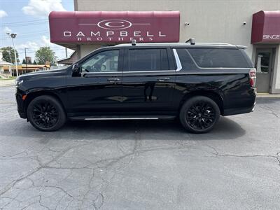 2022 Chevrolet Suburban High Country   - Photo 1 - Rushville, IN 46173
