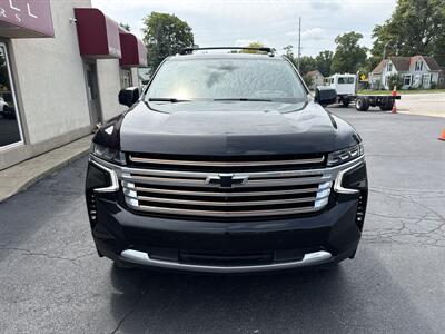 2022 Chevrolet Suburban High Country   - Photo 5 - Rushville, IN 46173