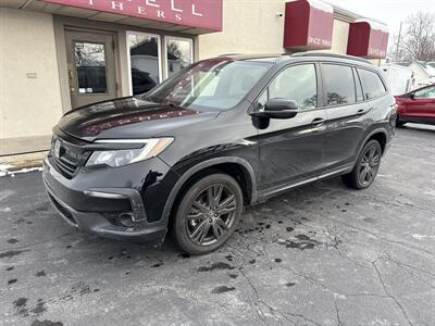 2022 Honda Pilot Sport   - Photo 2 - Rushville, IN 46173