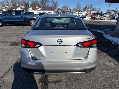 2021 Nissan Versa SV   - Photo 7 - Rushville, IN 46173