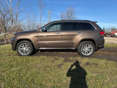 2018 Jeep Grand Cherokee Summit   - Photo 1 - Rushville, IN 46173