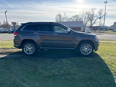 2018 Jeep Grand Cherokee Summit   - Photo 5 - Rushville, IN 46173