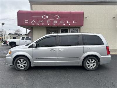 2011 Chrysler Town & Country Touring - Photo 1 - Rushville, IN 46173