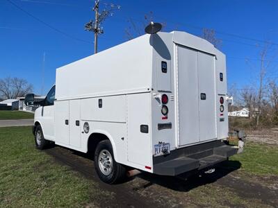 2017 Chevrolet Express 3500   - Photo 8 - Rushville, IN 46173