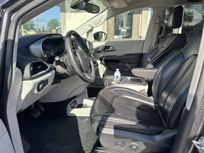2023 Chrysler Pacifica Touring L - Photo 8 - Rushville, IN 46173