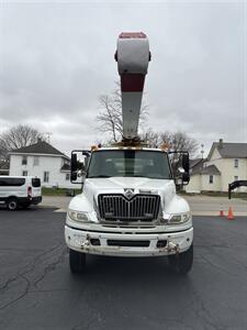 2005 International DuraStar 4400 Bucket Truck   - Photo 4 - Rushville, IN 46173