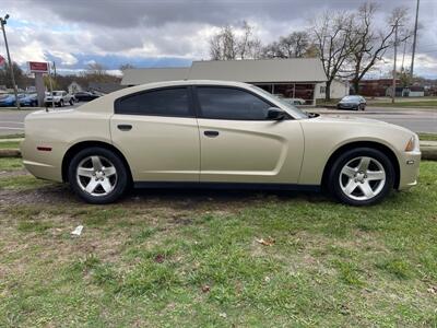 2012 Dodge Charger Police   - Photo 5 - Rushville, IN 46173