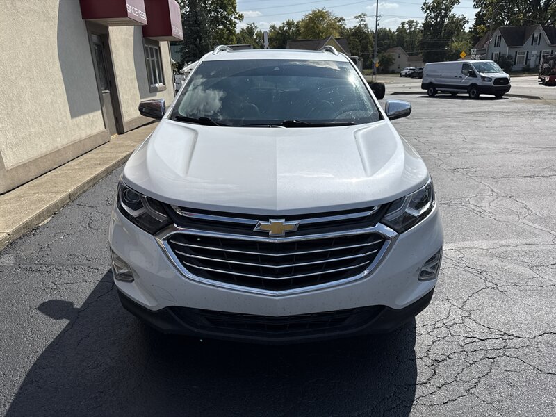 2018 Chevrolet Equinox Premier photo 3