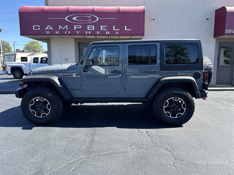 2015 Jeep Wrangler Unlimited Rubicon - Photo 1 - Rushville, IN 46173