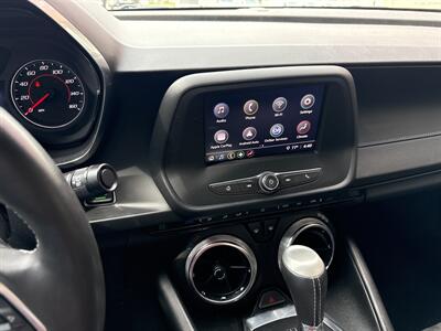2022 Chevrolet Camaro LT1   - Photo 11 - Rushville, IN 46173