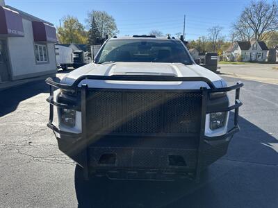 2021 Chevrolet Silverado 3500HD CC Work Truck - Photo 3 - Rushville, IN 46173