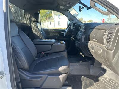 2021 Chevrolet Silverado 3500HD CC Work Truck - Photo 17 - Rushville, IN 46173