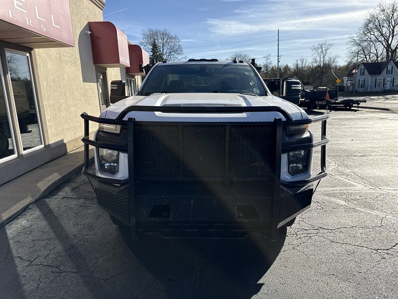 2021 Chevrolet Silverado 3500HD Work Truck photo 2