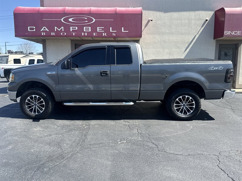 2004 Ford F-150 XL