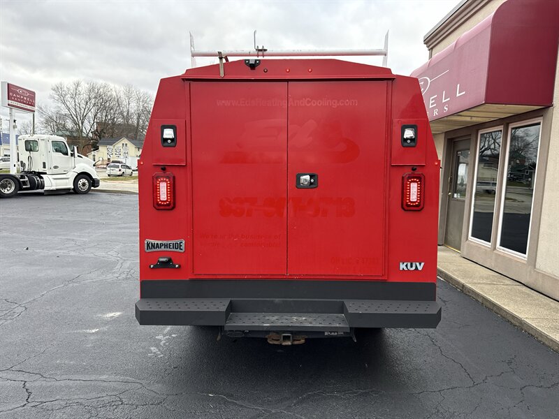 2020 Gmc Savana 3500 Cutaway photo 3