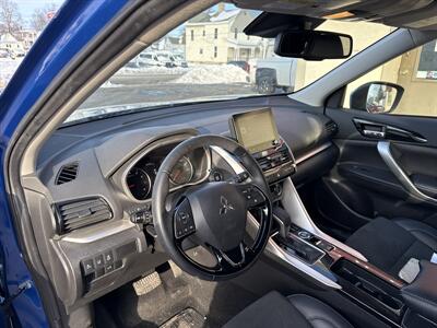 2024 Mitsubishi Eclipse Cross SE   - Photo 9 - Rushville, IN 46173