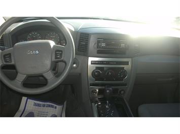 2006 Jeep Grand Cherokee Laredo   - Photo 8 - North Hollywood, CA 91606