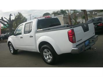 2009 Nissan Frontier SE V6   - Photo 6 - North Hollywood, CA 91606