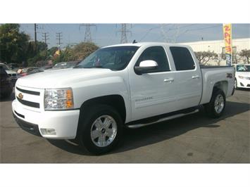 2011 Chevrolet Silverado 1500 LT   - Photo 1 - North Hollywood, CA 91606